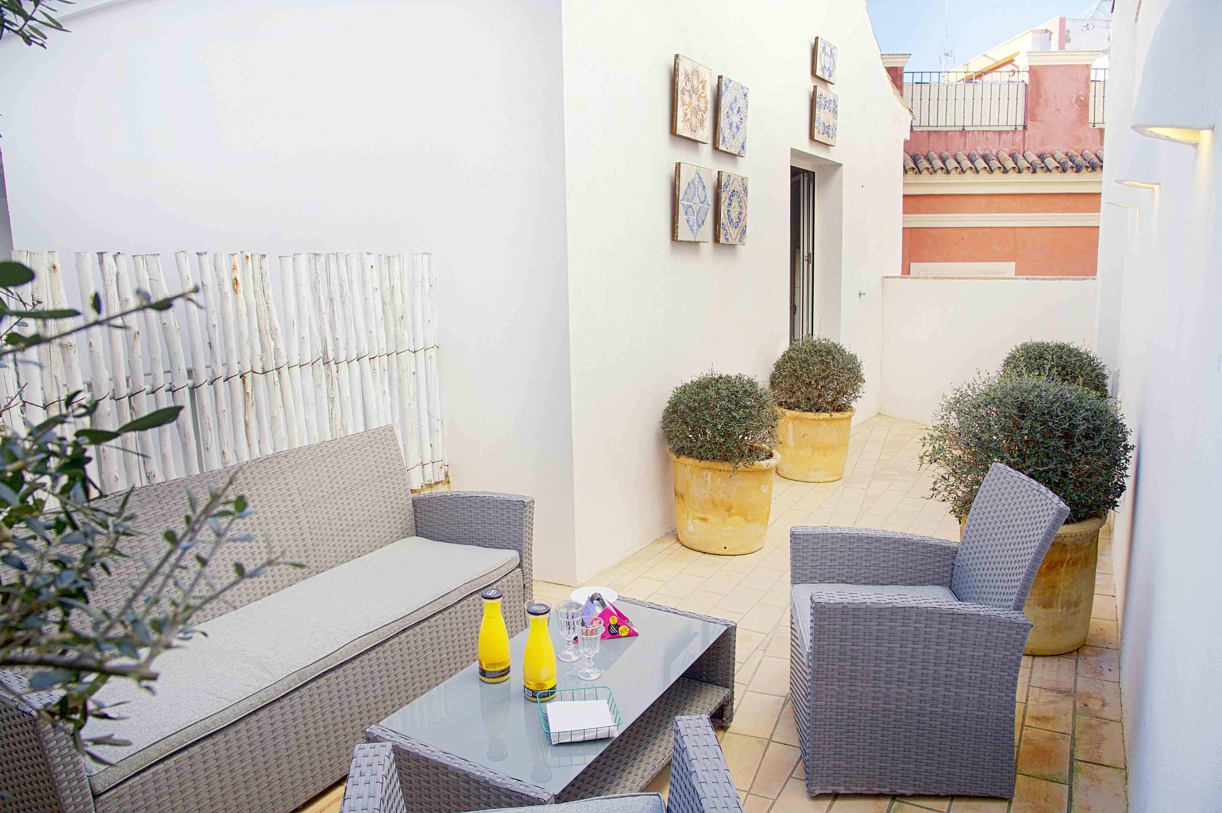 Overland Suites Catedral Sevilla Exteriör bild
